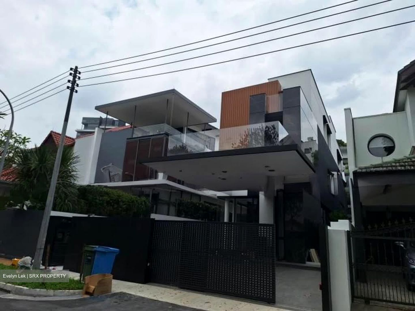 Holland Gardens (D10), Detached #577202081